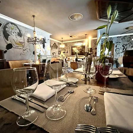 & Restaurant Westhoff Schloß Holte-Stukenbrock