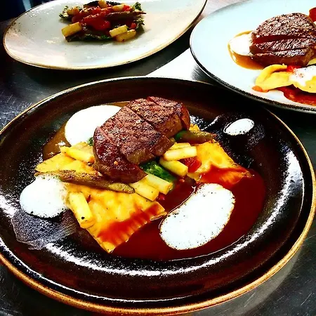 & Restaurant Westhoff ホテル